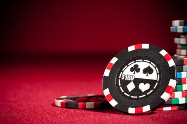 Live casino dealer interface at slot775